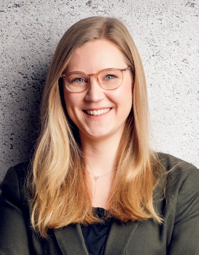 Frau Anja Greskamp
